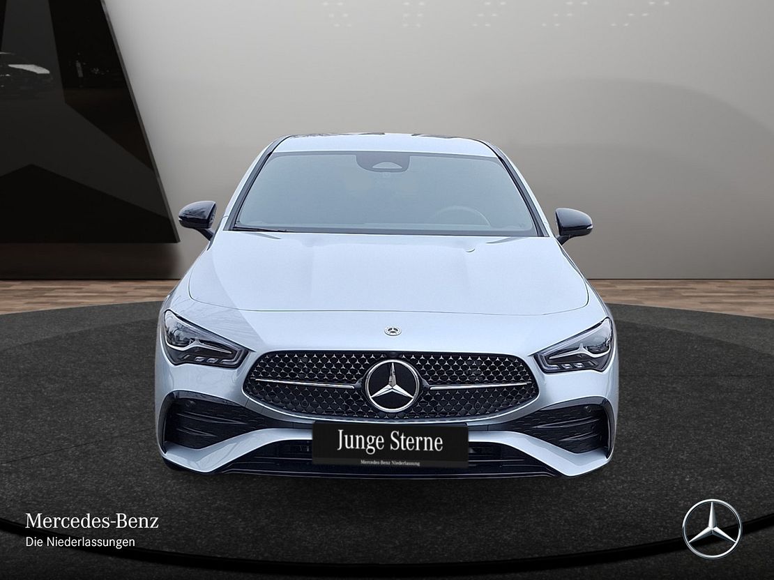Mercedes-Benz CLA 180 AMG Line Shooting Brake
