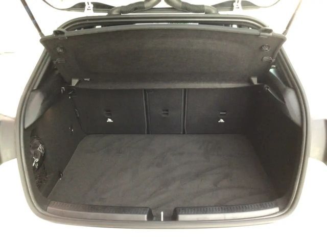 Mercedes-Benz A 200 A 200 d Progressive