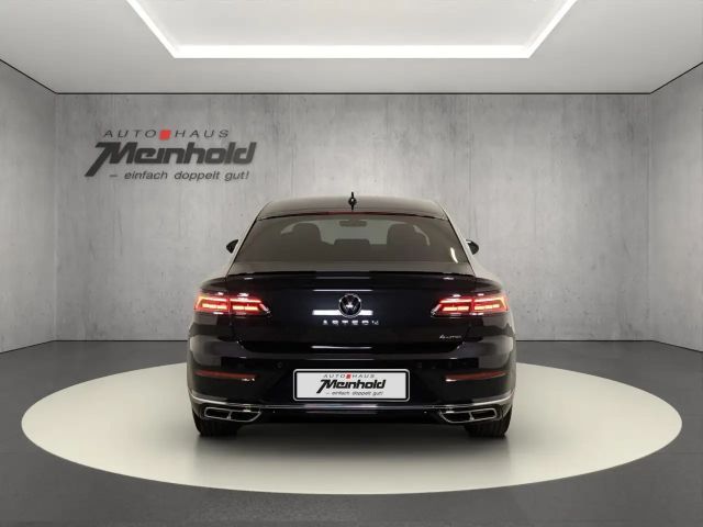 Volkswagen Arteon 2.0 TSI DSG R-Line
