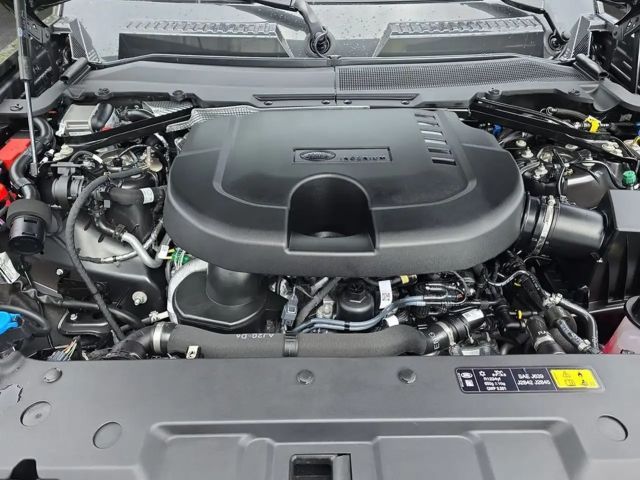 Land Rover Defender 110 D300 Dynamic HSE