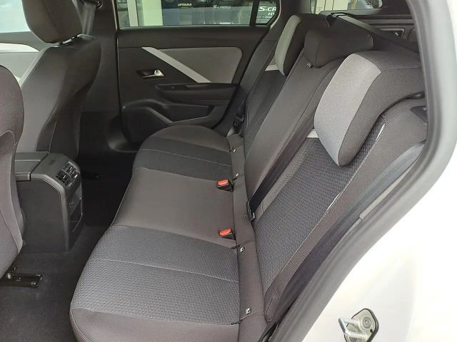 Opel Astra Edition Sports Tourer Turbo