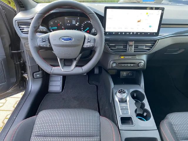 Ford Focus ST Line Wagon