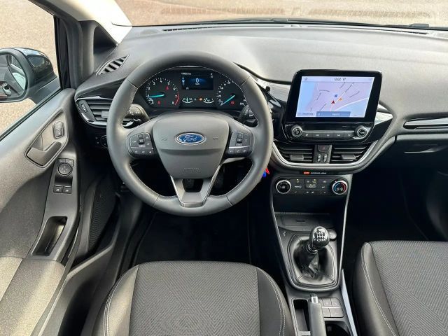 Ford Fiesta C&C *LED/ Navi/ Kamera/ Winter-P.*