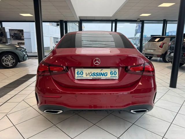 Mercedes-Benz A 180 AMG Line