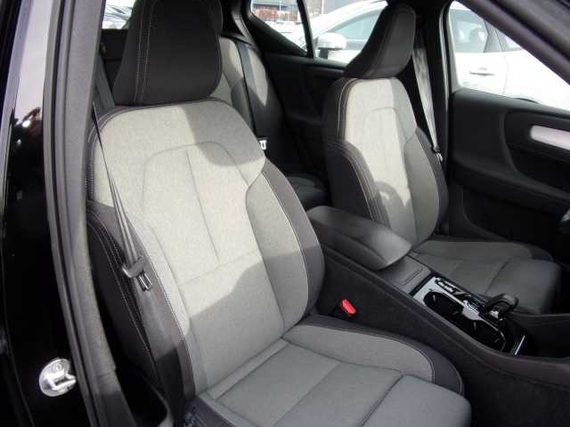 Volvo XC40 Dark Plus