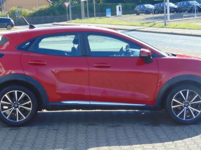 Ford Puma EcoBoost Titanium
