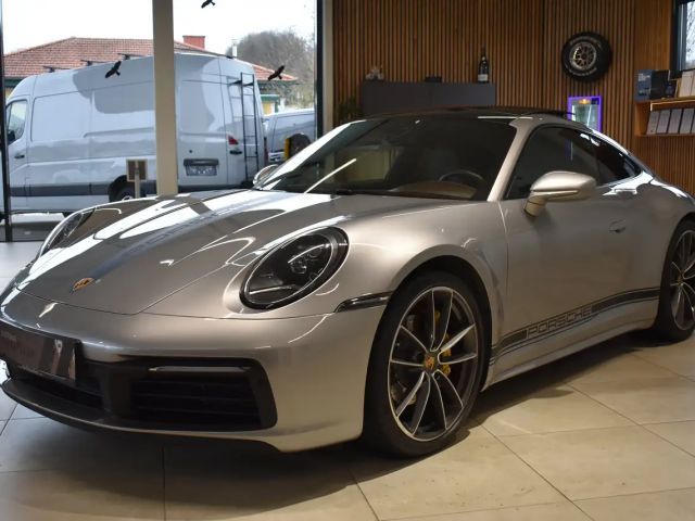 Porsche 911 Carrera Coupé
