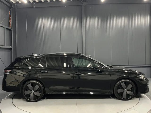 Volkswagen Passat 4Motion R-Line Variant