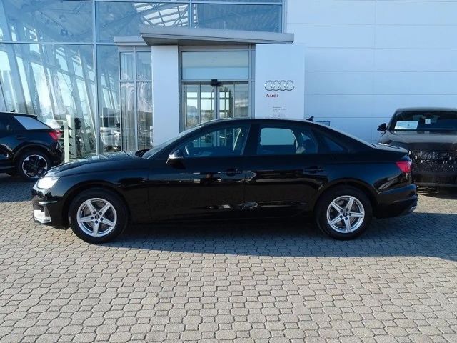 Audi A4 35 TFSI Sedan