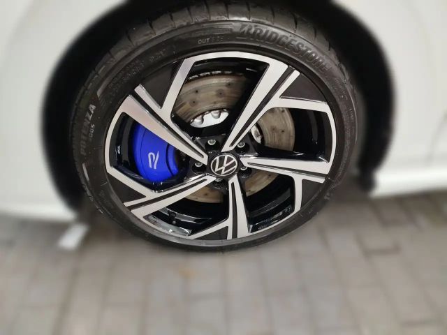 Volkswagen Golf 2.0 TSI 4Motion DSG Golf VIII