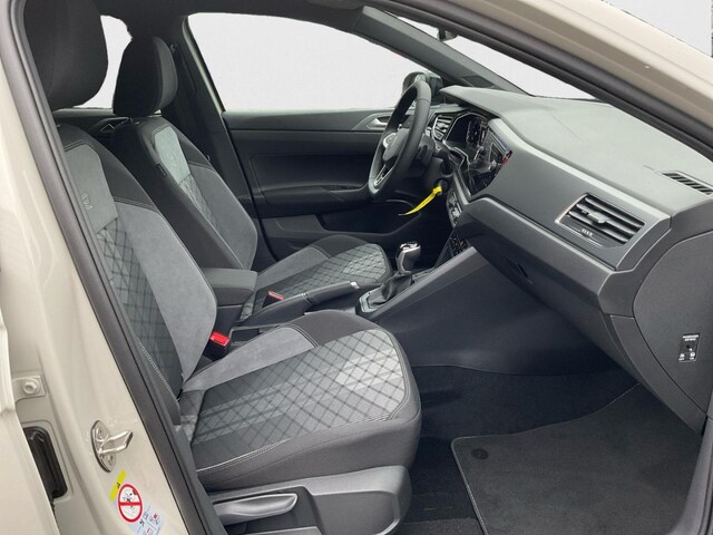 Volkswagen Taigo 1.5 TSI DSG R-Line