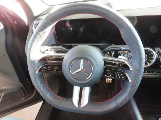 Mercedes-Benz GLA 200 AMG Line GLA 200 d