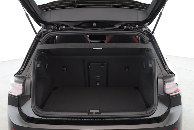 Volkswagen Golf 2.0 TSI DSG Golf VIII