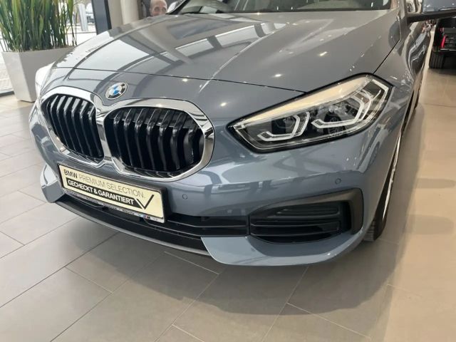 BMW 116 116d Advantage pakket Sedan