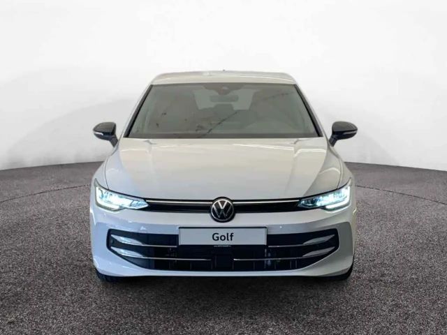 Volkswagen Golf 1.5 eTSI DSG