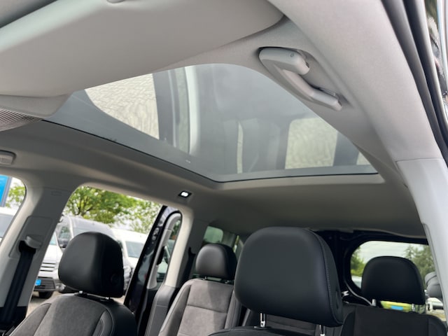 Volkswagen Caddy 2.0 TDI Combi DSG