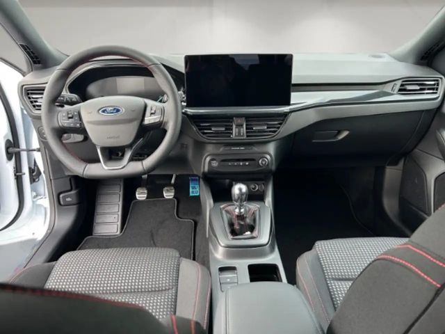 Ford Focus ST Line Wagon