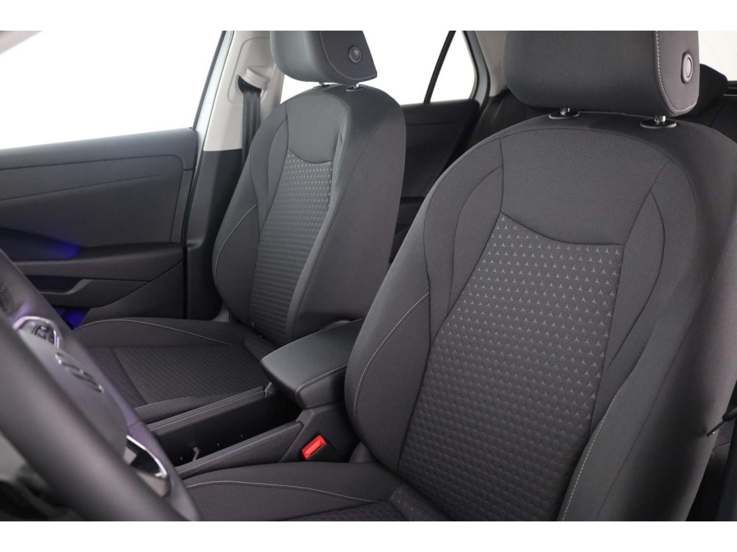 Volkswagen T-Roc 1.5 eTSI Life