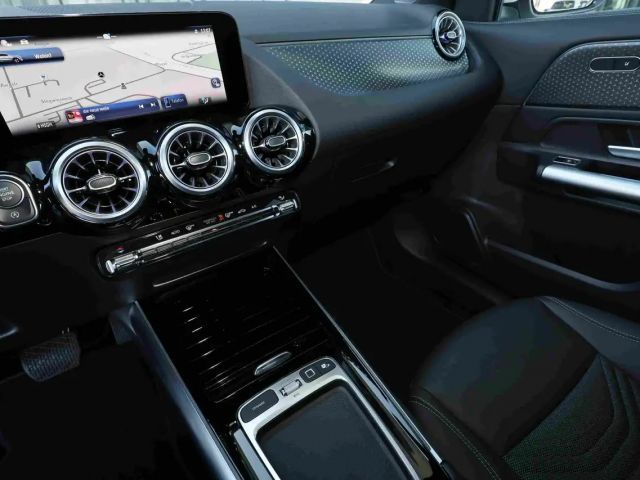 Mercedes-Benz GLA 180 Progressive