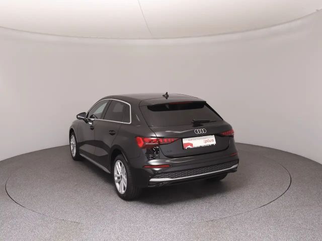 Audi A3 30 TFSI Sedan