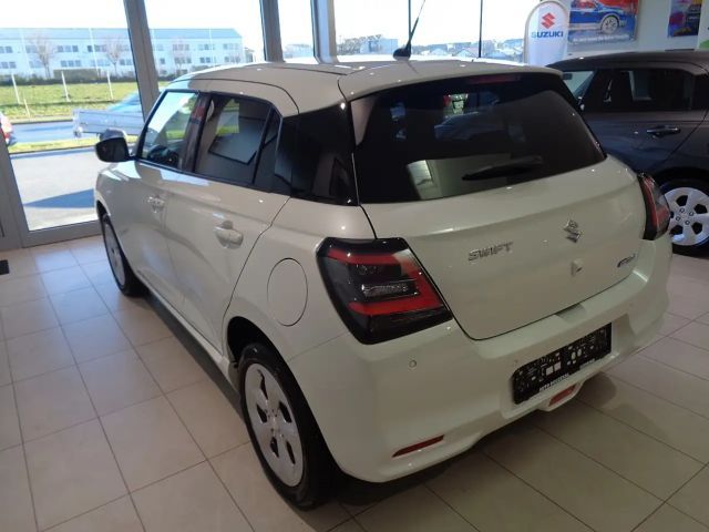 Suzuki Swift AllGrip Hybrid Shine