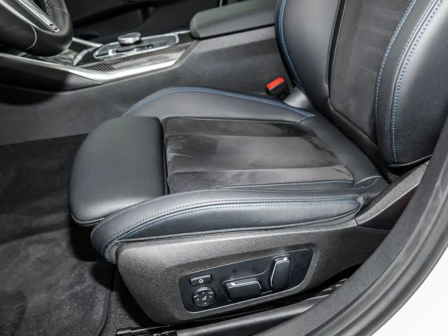 BMW 330 330i M-Sport Sedan xDrive