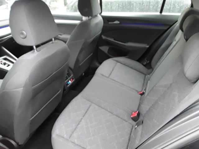 Volkswagen Golf 1.5 eTSI DSG Golf VIII