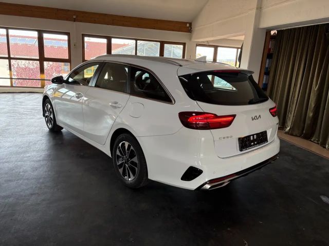 Kia Ceed Hybrid PHEV SportWagon Vision