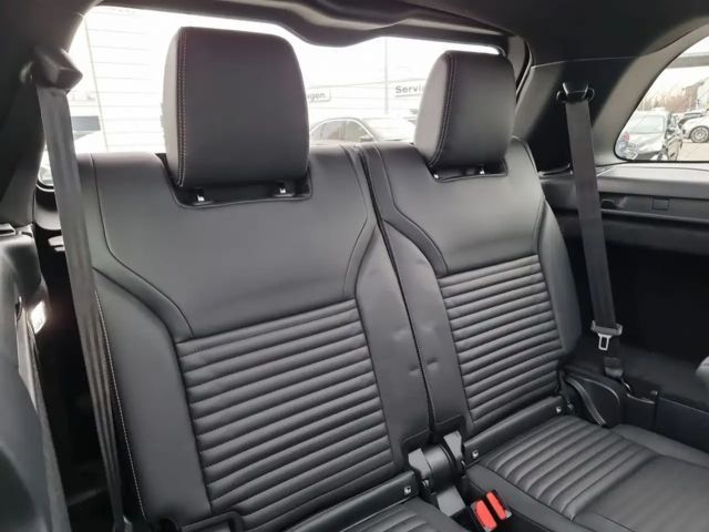 Land Rover Discovery D250 Dynamic HSE