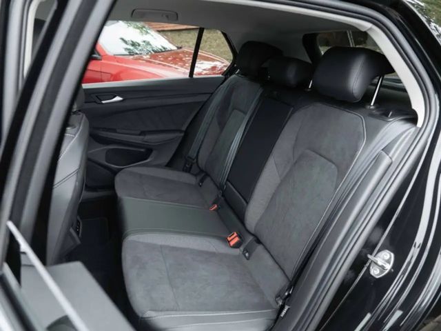 Volkswagen Golf DSG Golf VIII Style