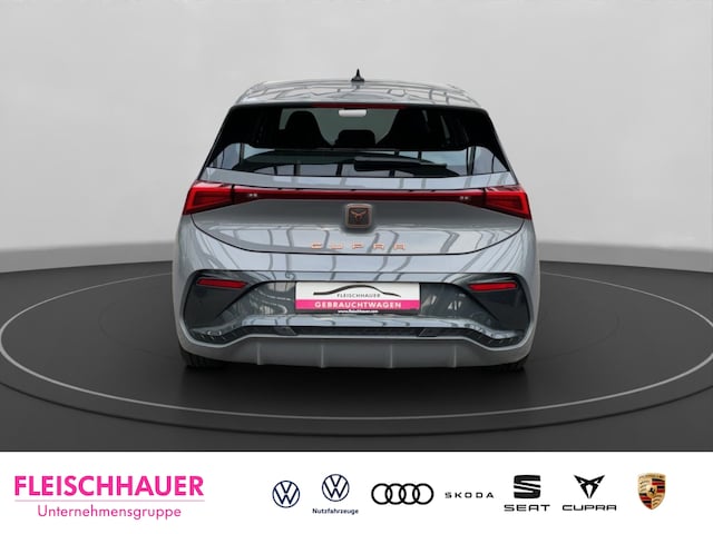 Cupra Born Digitales Cockpit LED Klima Fahrerprofil Musikstreaming