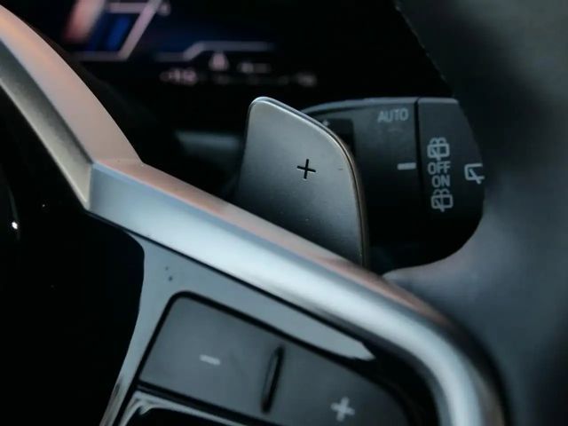 BMW 330 330e M-Sport Touring xDrive