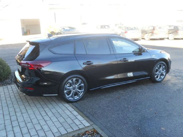 Ford Focus ST Line