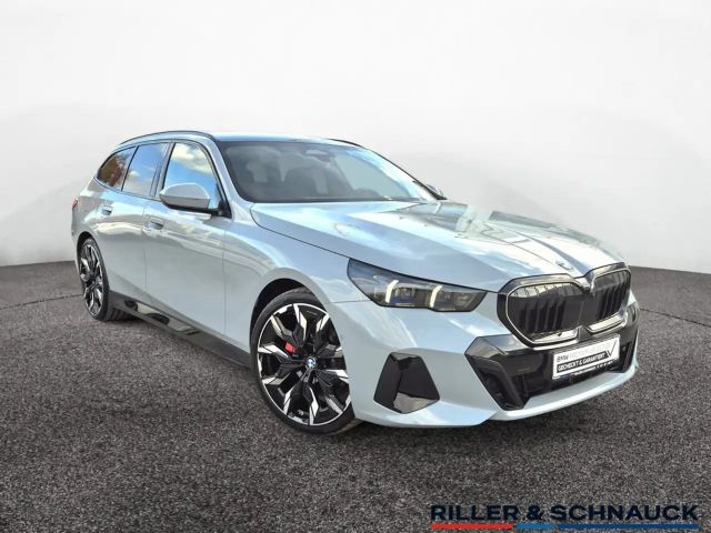 BMW 520 520d M-Sport Touring xDrive