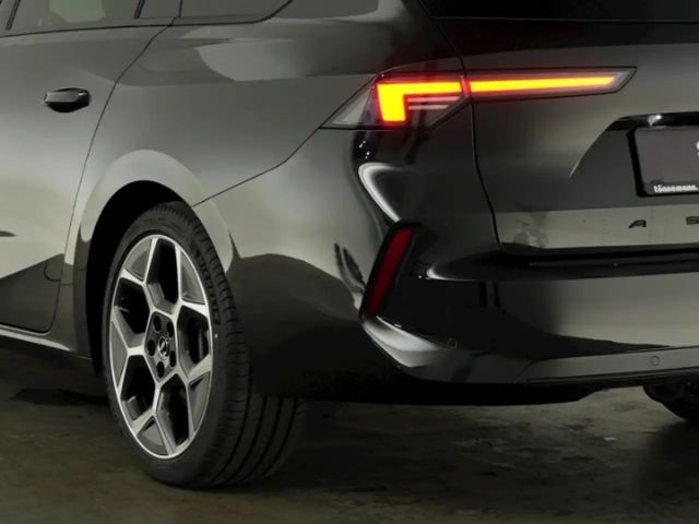 Opel Astra Sports Tourer Ultimate