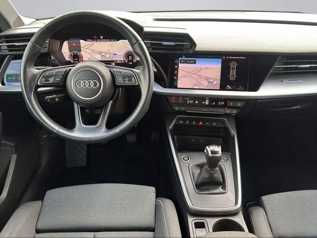 Audi A3 30 TDI Sedan