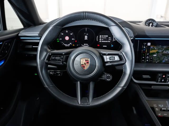 Porsche Macan 4