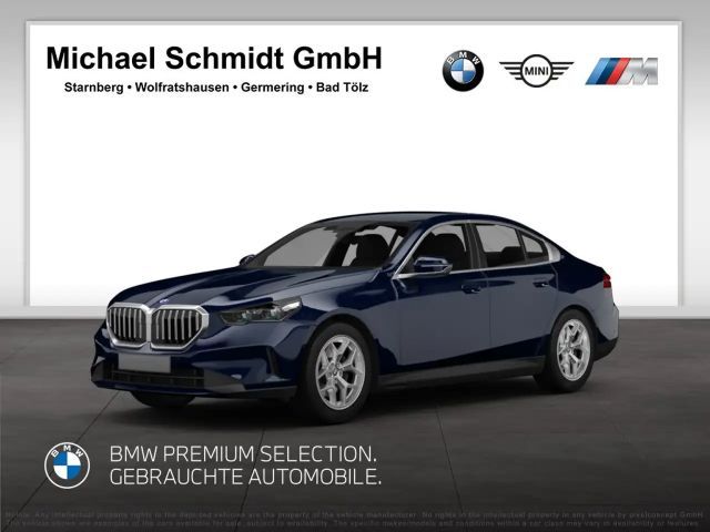 BMW 520 520d M-Sport Sedan xDrive