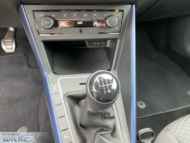 Volkswagen Polo Polo 1.0 United NAVI KLIMA PDC ACC BLUETOOTH