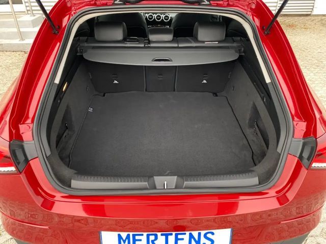 Mercedes-Benz CLA 180 Shooting Brake