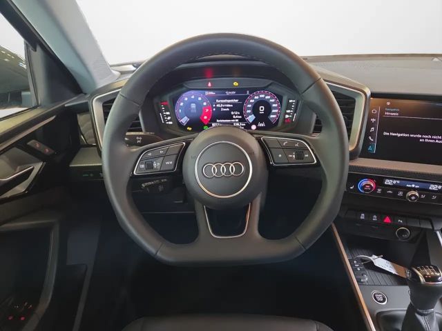 Audi A1 30 TFSI Allstreet