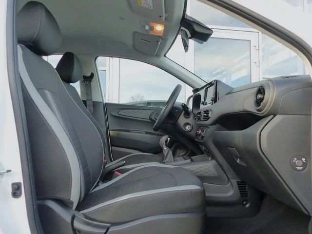 Hyundai i10 1.0 2WD Trend