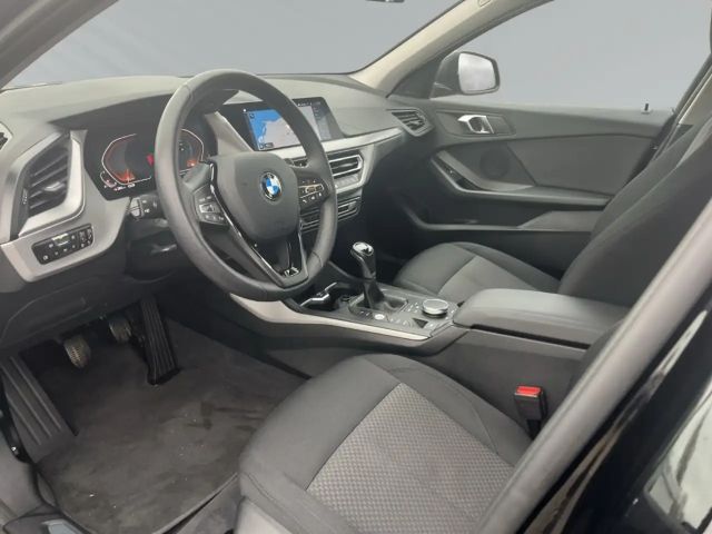 BMW 116 116i Advantage pakket Sedan