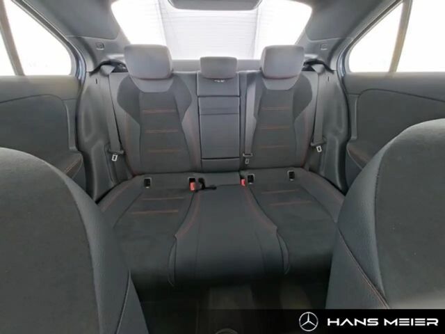 Mercedes-Benz A 200 AMG Line