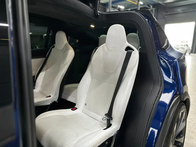 Tesla Model X Long Range