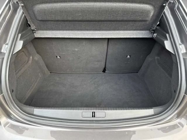 Peugeot 208 1.2 Pure Tech NAVI ÜBER CARPLAY MIRROR