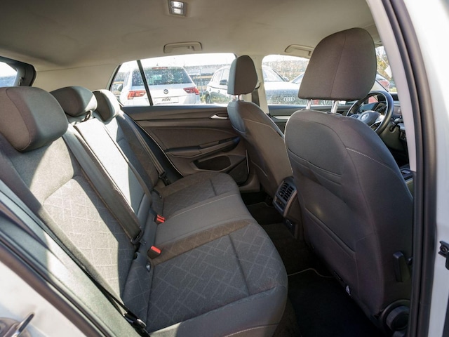 Volkswagen Golf 2.0 TDI DSG Life