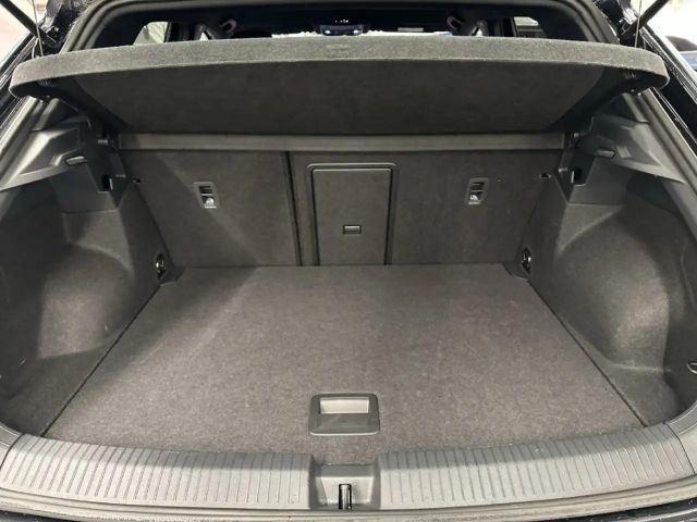 Volkswagen T-Roc 1.5 TSI DSG R-Line