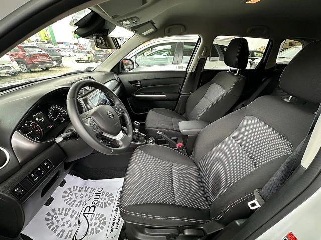 Suzuki Vitara AllGrip Hybrid Shine