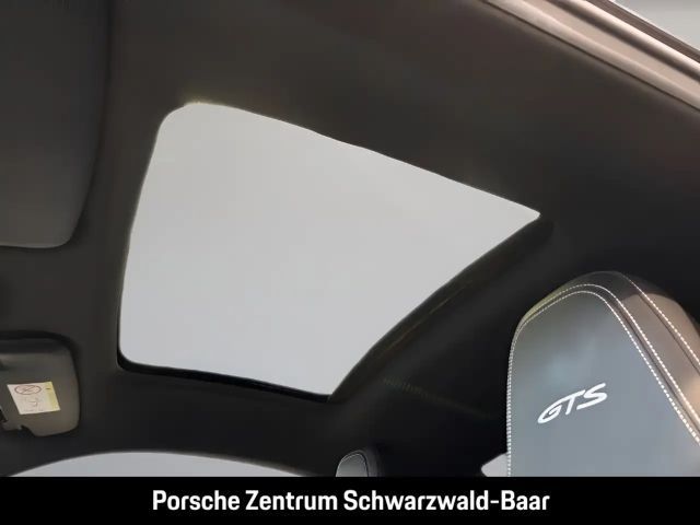 Porsche 992 4 Carrera Coupé GTS